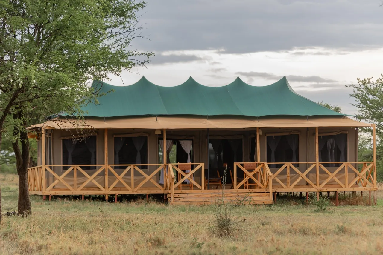 Tented camp accommodation in the Central Serengeti